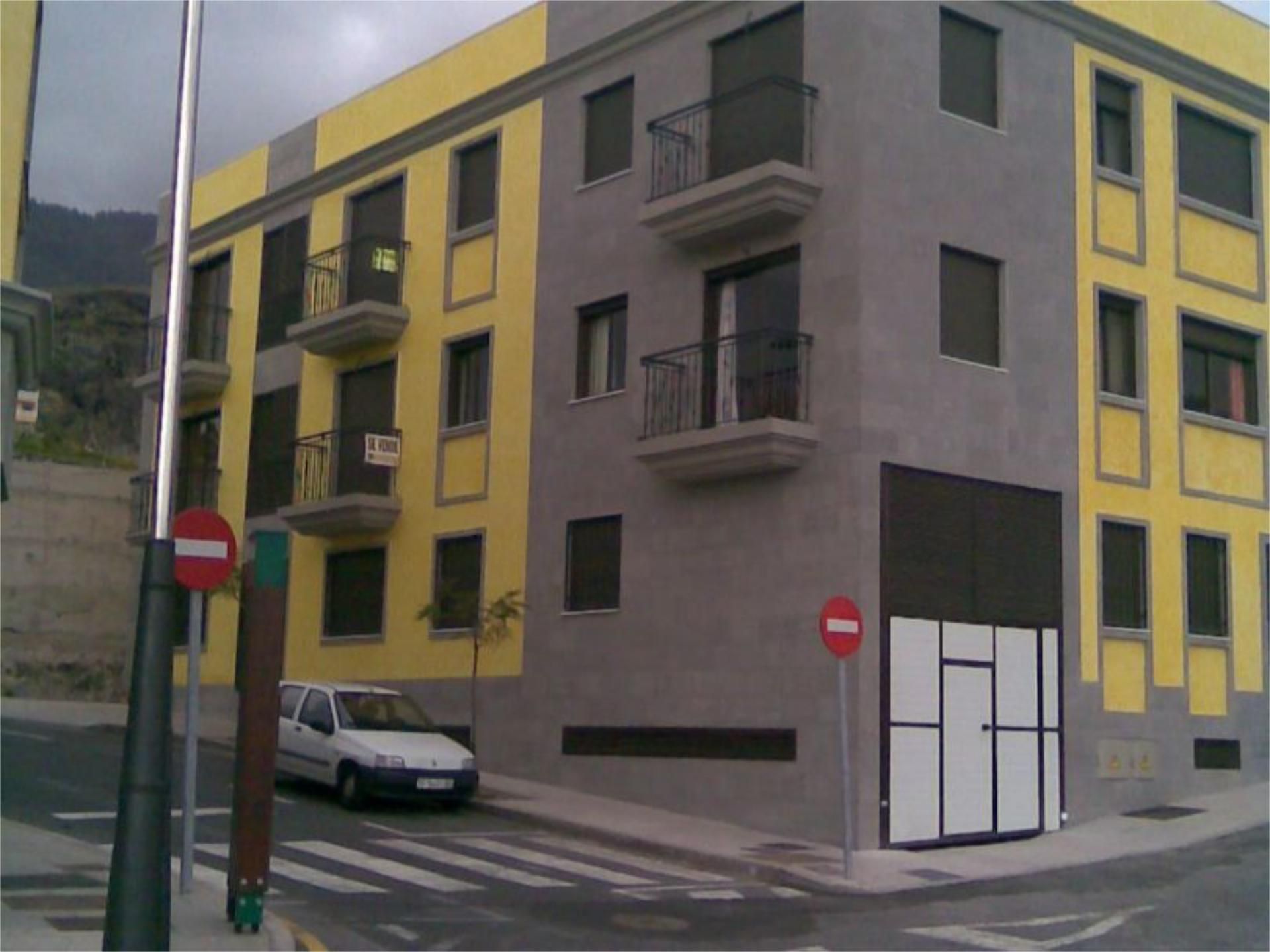 Vista exterior de Pis en venda en Adeje amb Aire condicionat i Terrassa