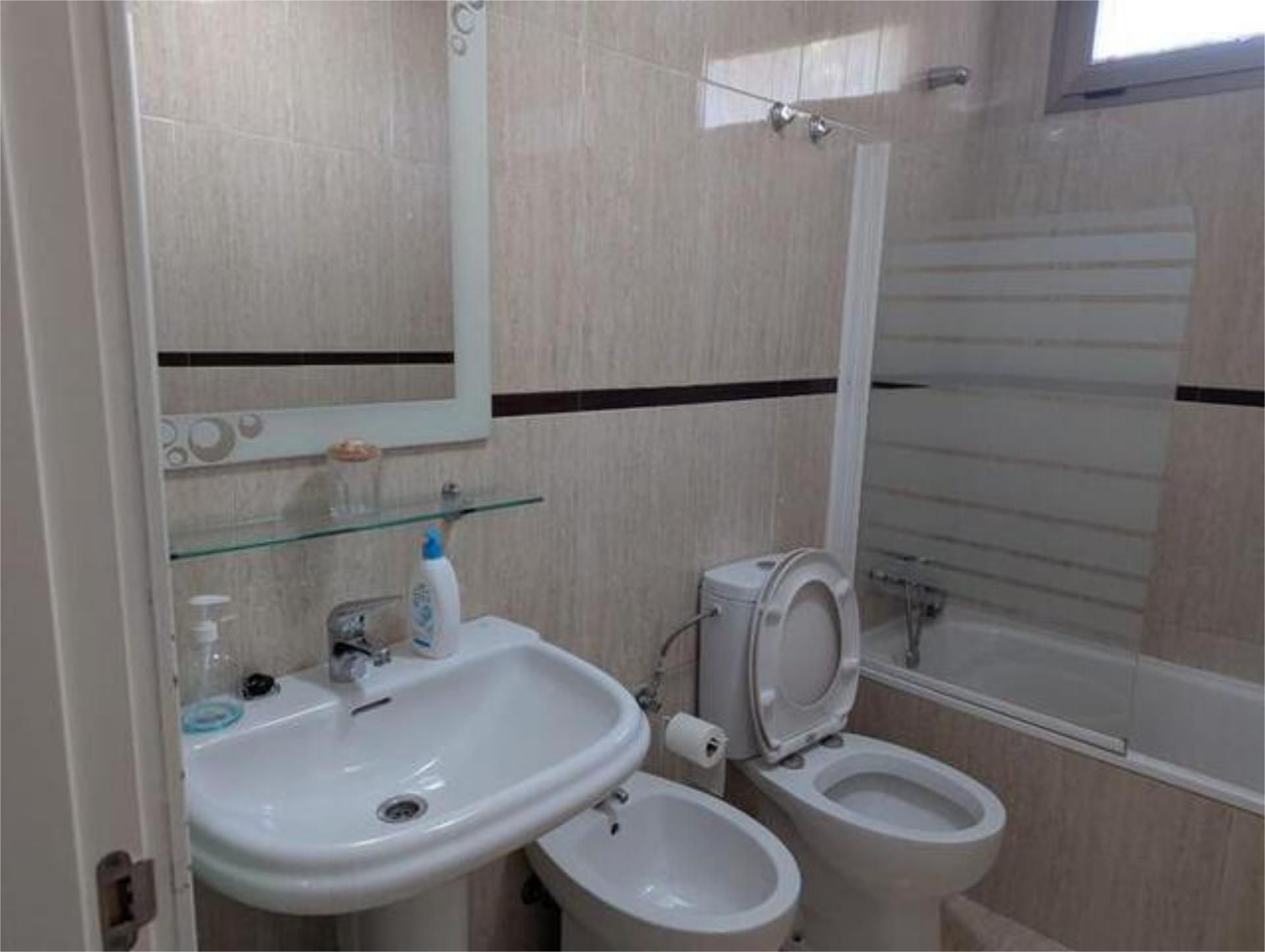 Bany de Pis en venda en Jerez de la Frontera amb Traster, Piscina i Moblat