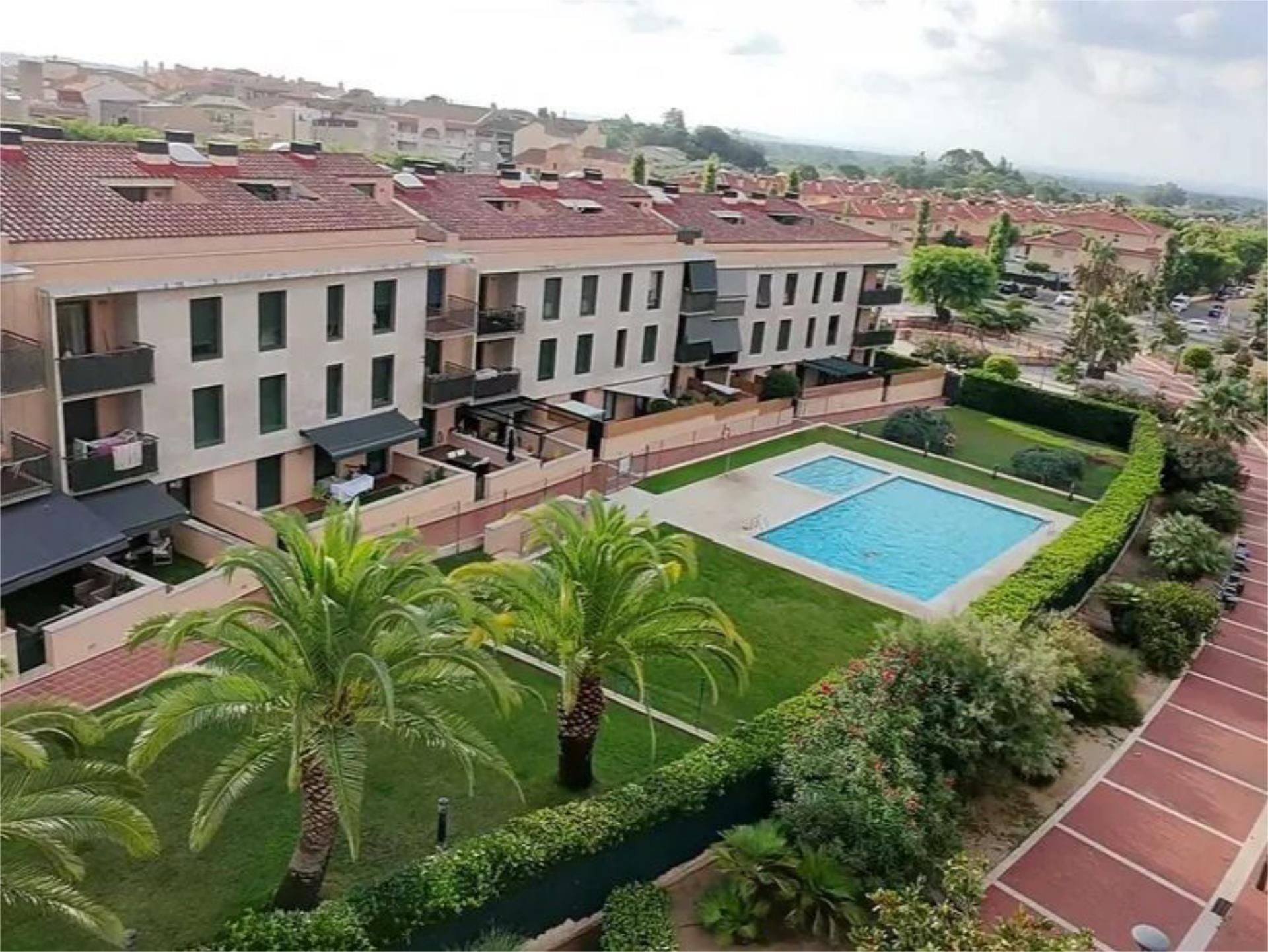 Exterior view of Flat for sale in Vinyols i els Arcs  with Air Conditioner, Heating and Private garden