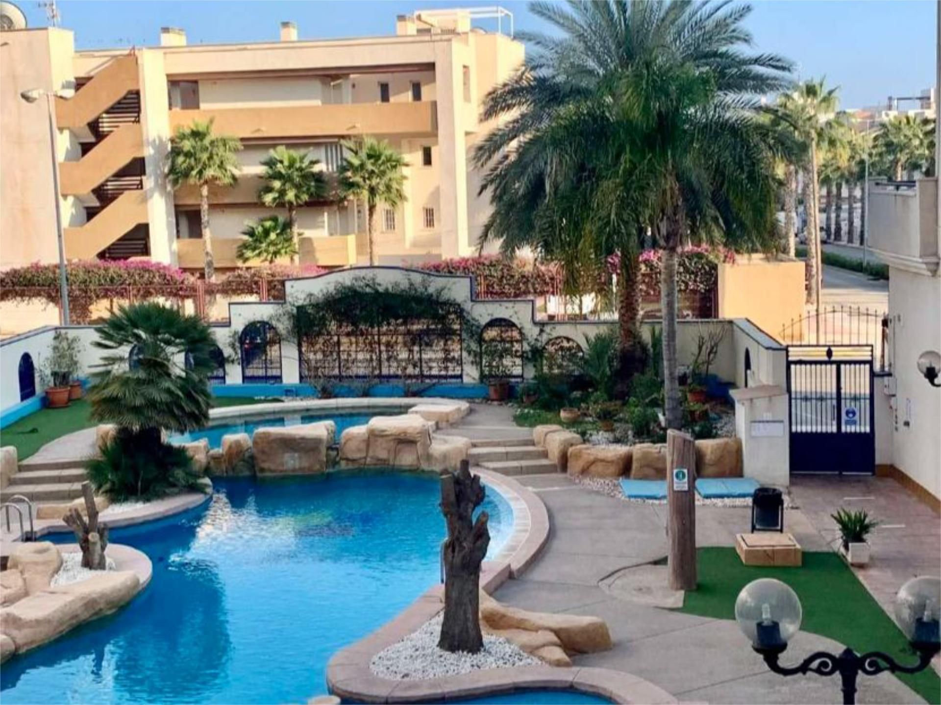 Flat to rent in Calle del Mar, Aguamarina Swimming pool of Flat to rent in Orihuela with Air Conditioner, Heating and Private garden