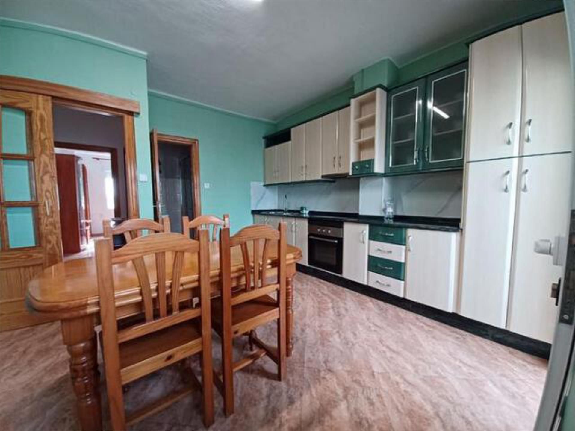 Pis de lloguer a Barrio de Peral - San Félix