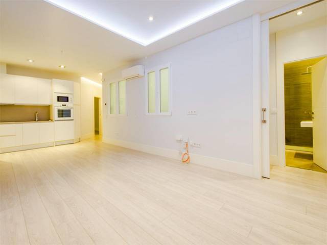 Piso en Alquiler en Calle del Alcalde Sainz de Baranda, 23 en Ibiza de Madrid