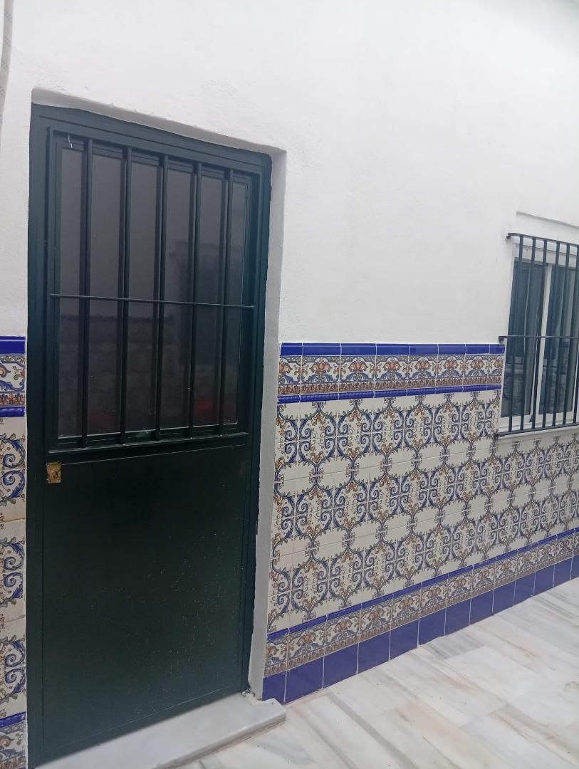 Study to rent in Calle Valencia, 21, San Jerónimo - La Bachillera Study to rent in Calle Valencia, 21, San Jerónimo - La Bachillera