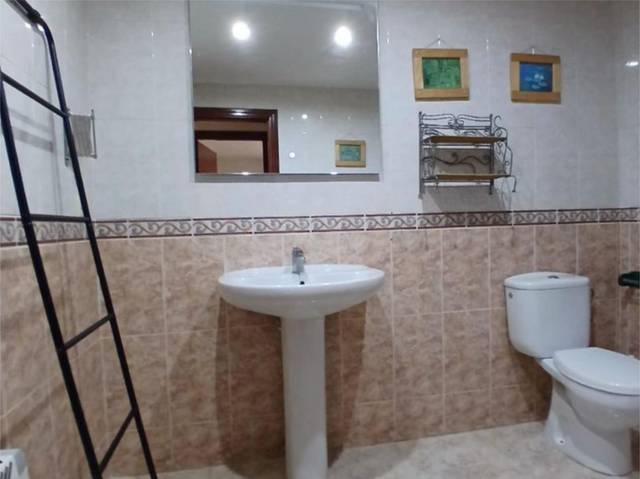 Piso en Alquiler en Calle San Juan, 17 en La Almunia de Doña Godina