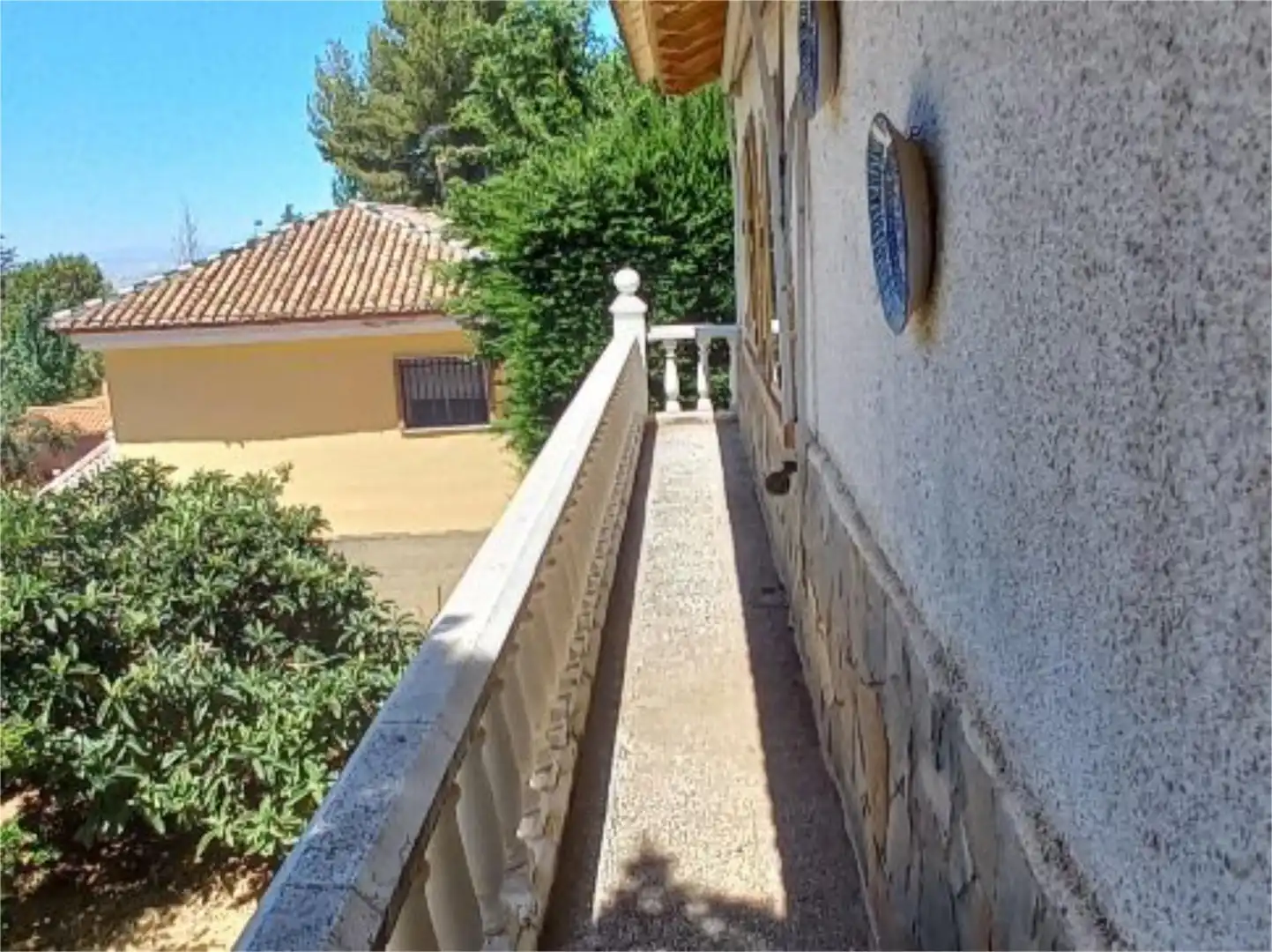 Vista exterior de Casa o chalet en venta en La Zubia con Aire acondicionado, Calefacción y Jardín privado