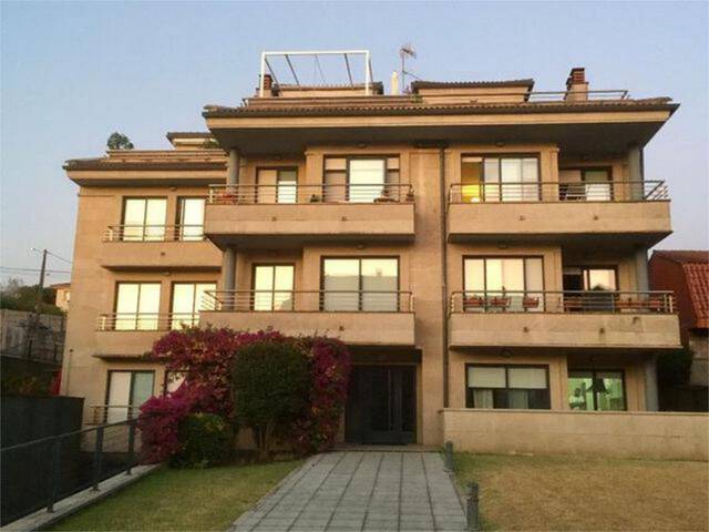 Piso en Venta en Sanxenxo pueblo