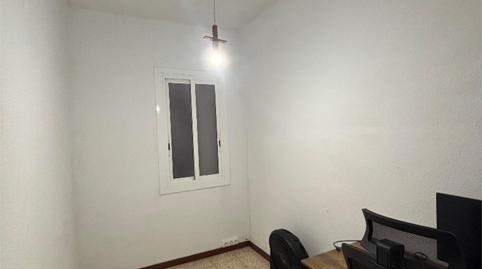 Flat to share in Carrer de Llorens I Barba, 47, El Baix Guinardó, Barcelona - image 5 Photo 5 of Flat to share in Carrer de Llorens I Barba, 47, El Baix Guinardó, Barcelona