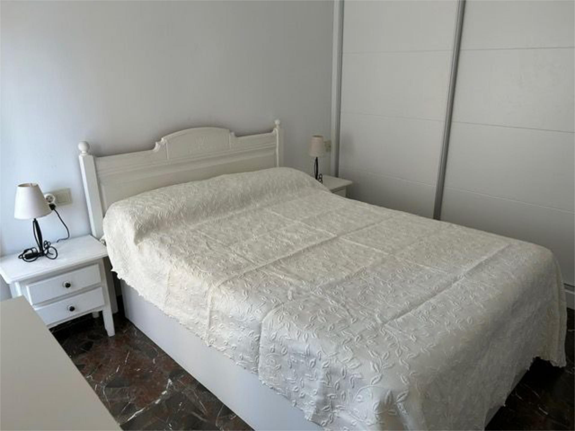 Bedroom of Flat to rent in  Granada Capital