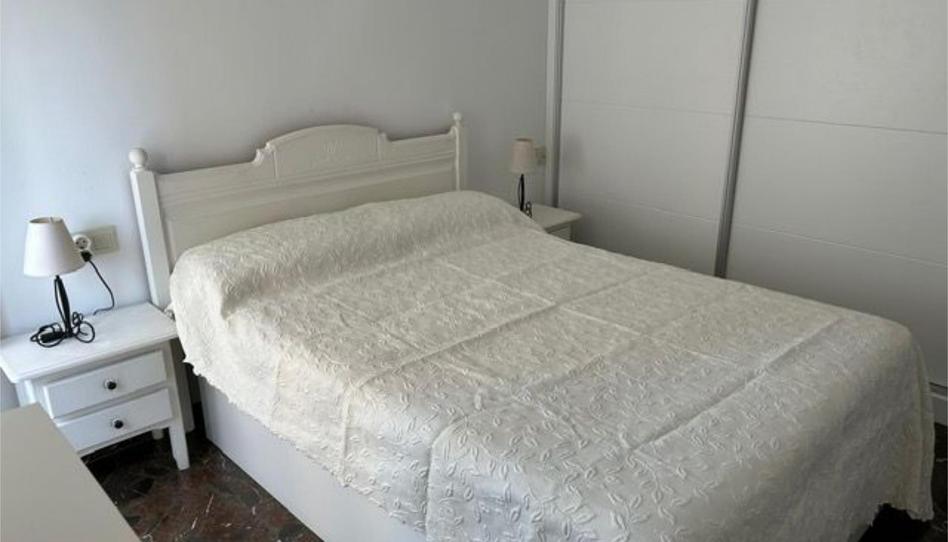 Flat to rent in Avenida Salvador Allende, 5, Barrio de Zaidín, Granada - image 1 Photo 1 of Flat to rent in Avenida Salvador Allende, 5, Barrio de Zaidín, Granada