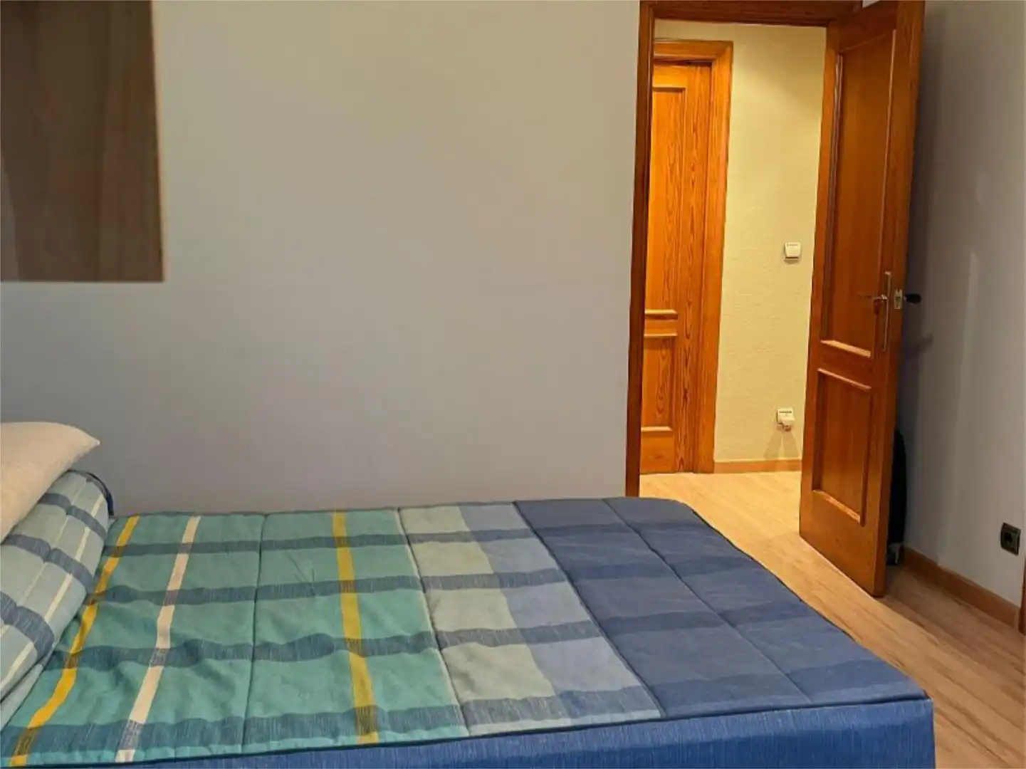 Piso en venta en Calle las Casas, 10, La Florida - San Pedro Habitación de Piso en venta en Soria Capital
