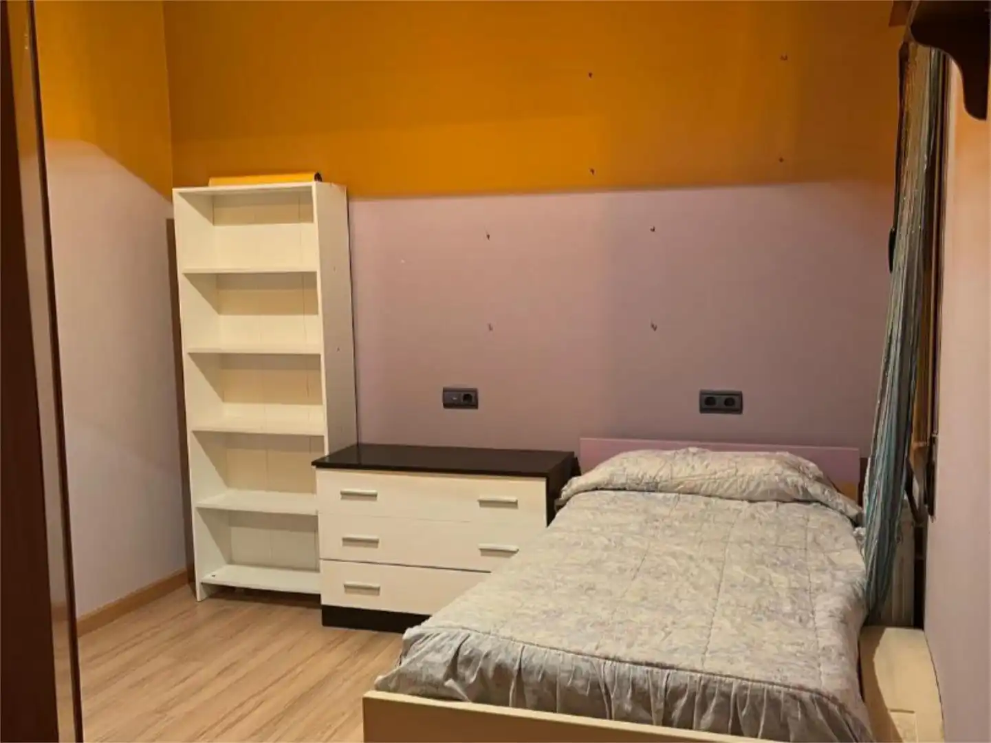 Piso en venta en Calle las Casas, 10, La Florida - San Pedro Habitación de Piso en venta en Soria Capital
