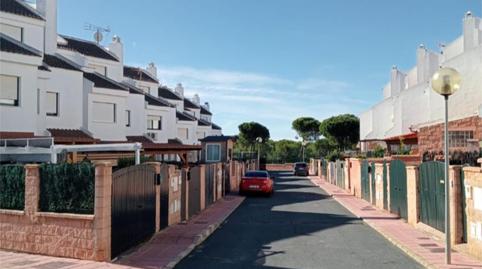 Piso en venta en Avenida Magallanes, 10, El Portil, Huelva - imagen 4 Foto 4 de Piso en venta en Avenida Magallanes, 10, El Portil, Huelva