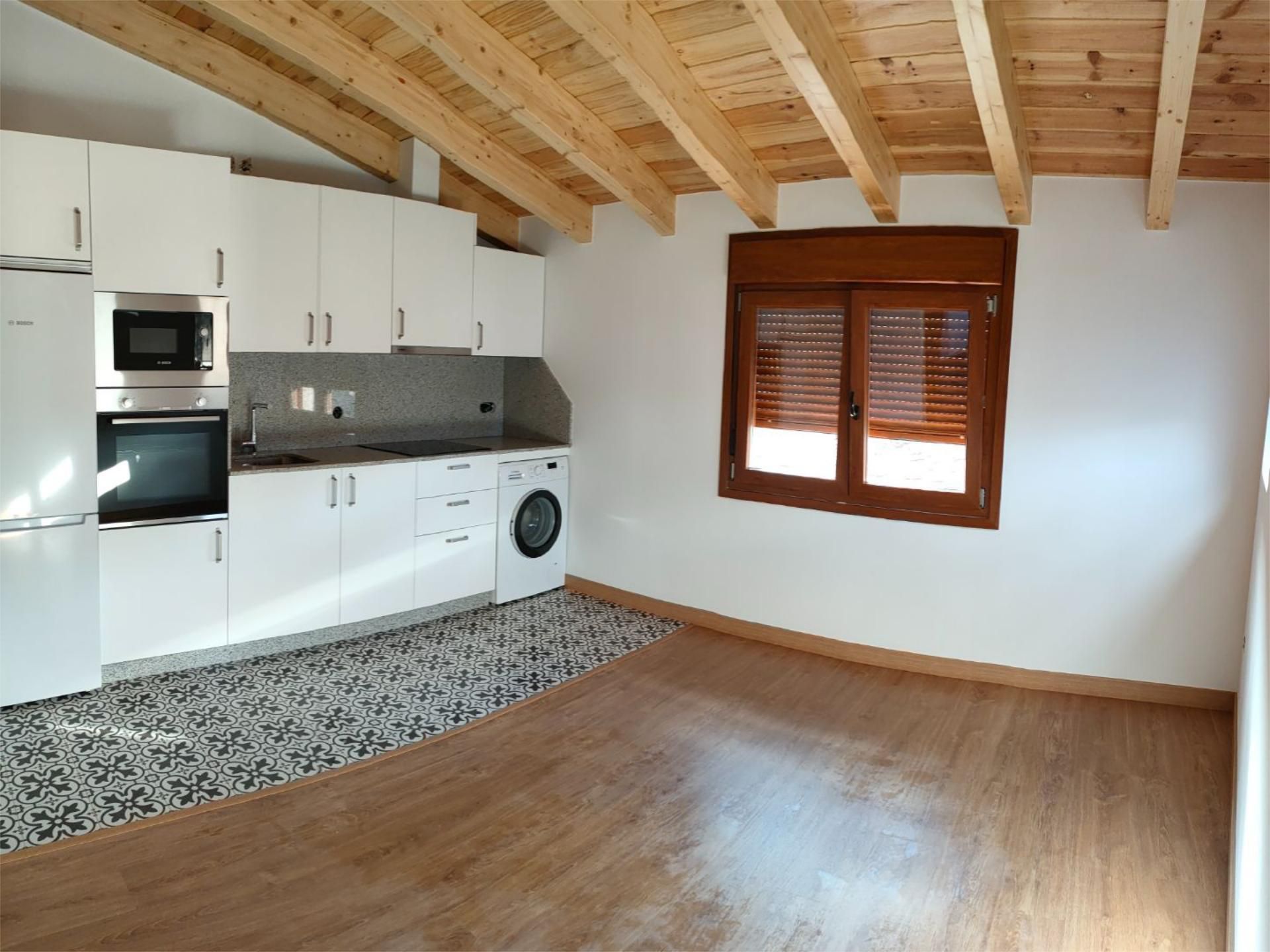 Cuina de Pis de lloguer en Castropodame amb Calefacció, Moblat i Balcó