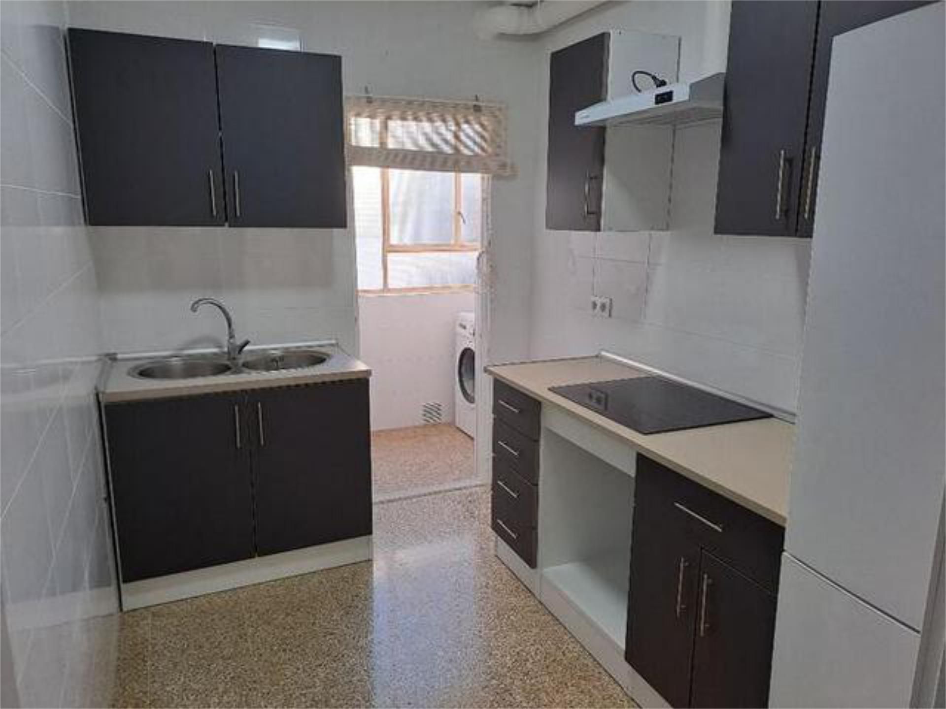 Kitchen of Flat to rent in  Córdoba Capital