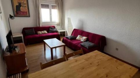 Photo 4 of Flat to share in Paseo de la Infanta Isabel, 17, Jerónimos, Madrid