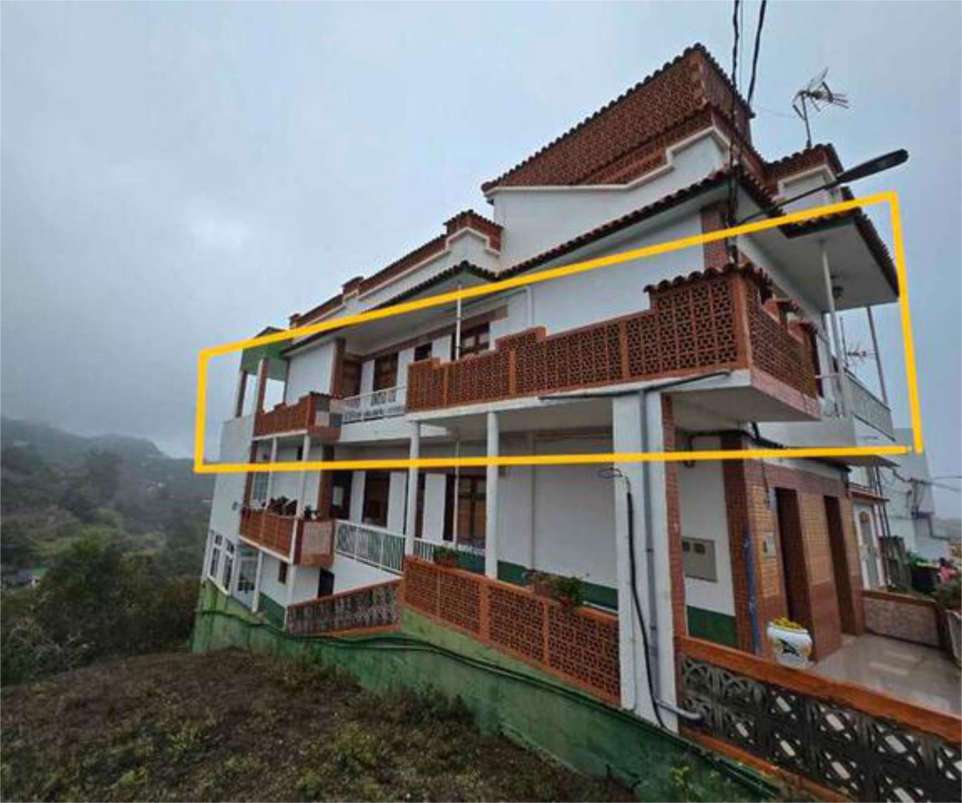 Vista exterior de Piso de alquiler en Valleseco con Terraza