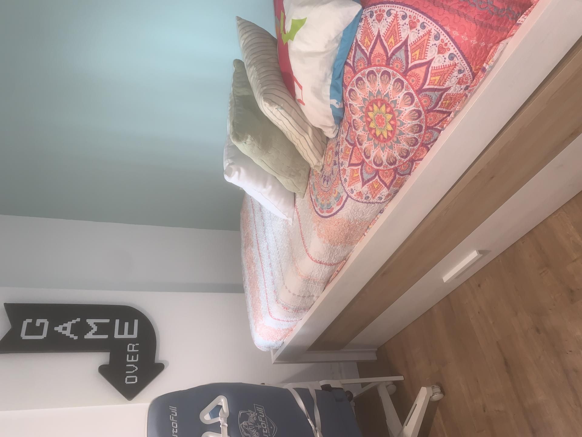 Flat to share in Carrer Pau Casals la Isla, 22, Caldes d'Estrac Bedroom of Flat to share in Caldes d'Estrac with Air Conditioner, Parquet flooring and Storage room