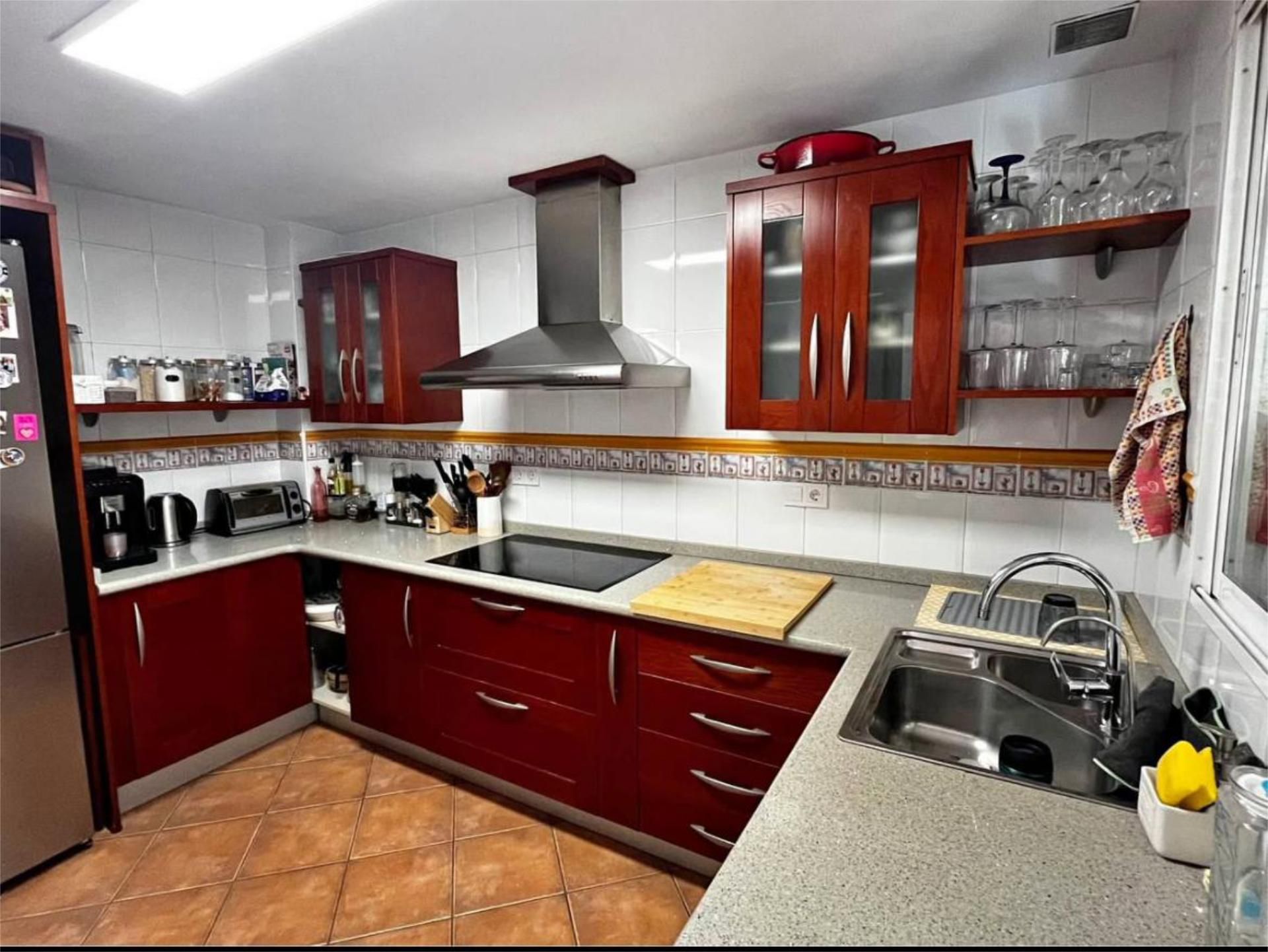 Kitchen of Flat to rent in Calasparra  with Parquet flooring and Furnished