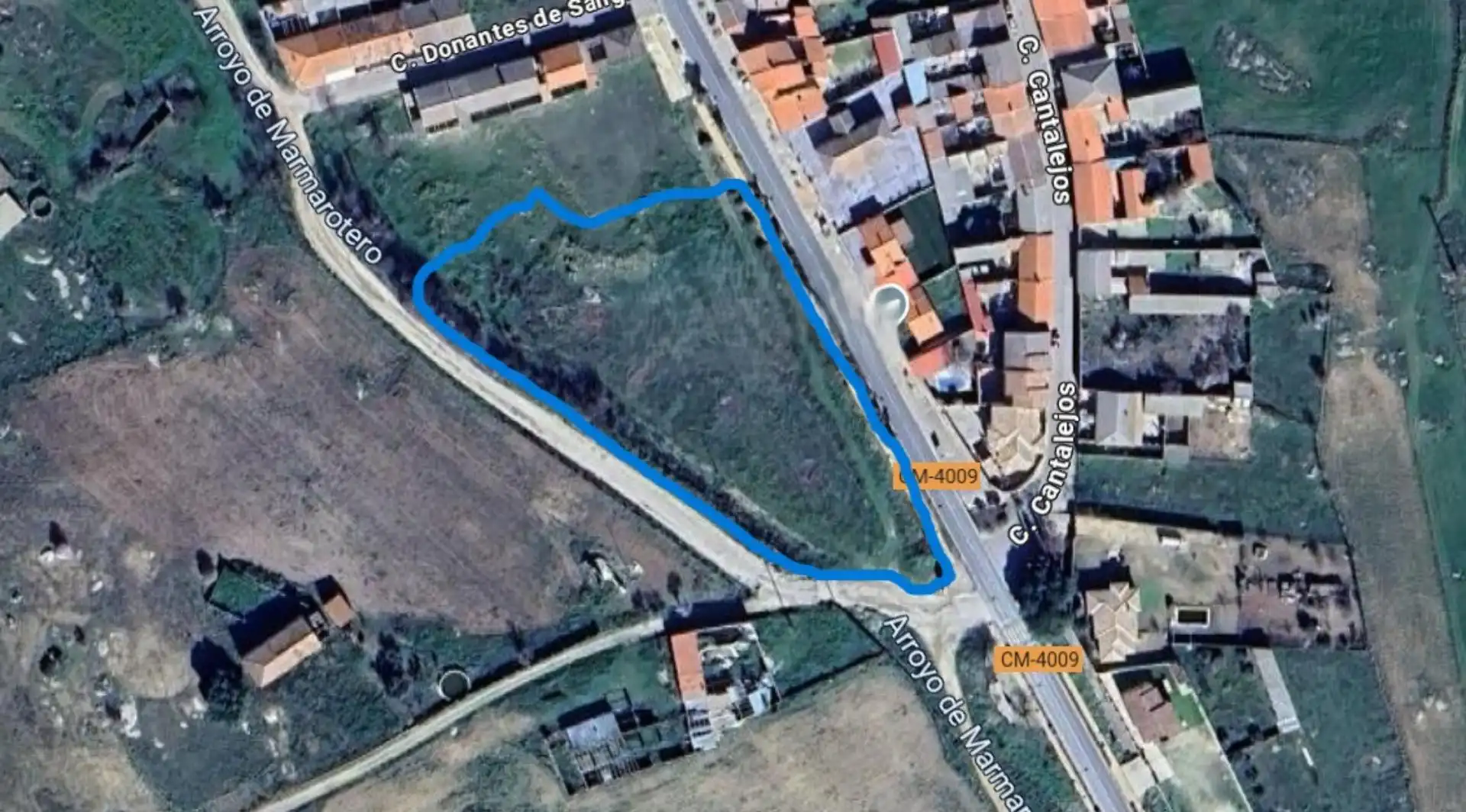 Residential zum Verkauf in San Martín de Montalbán