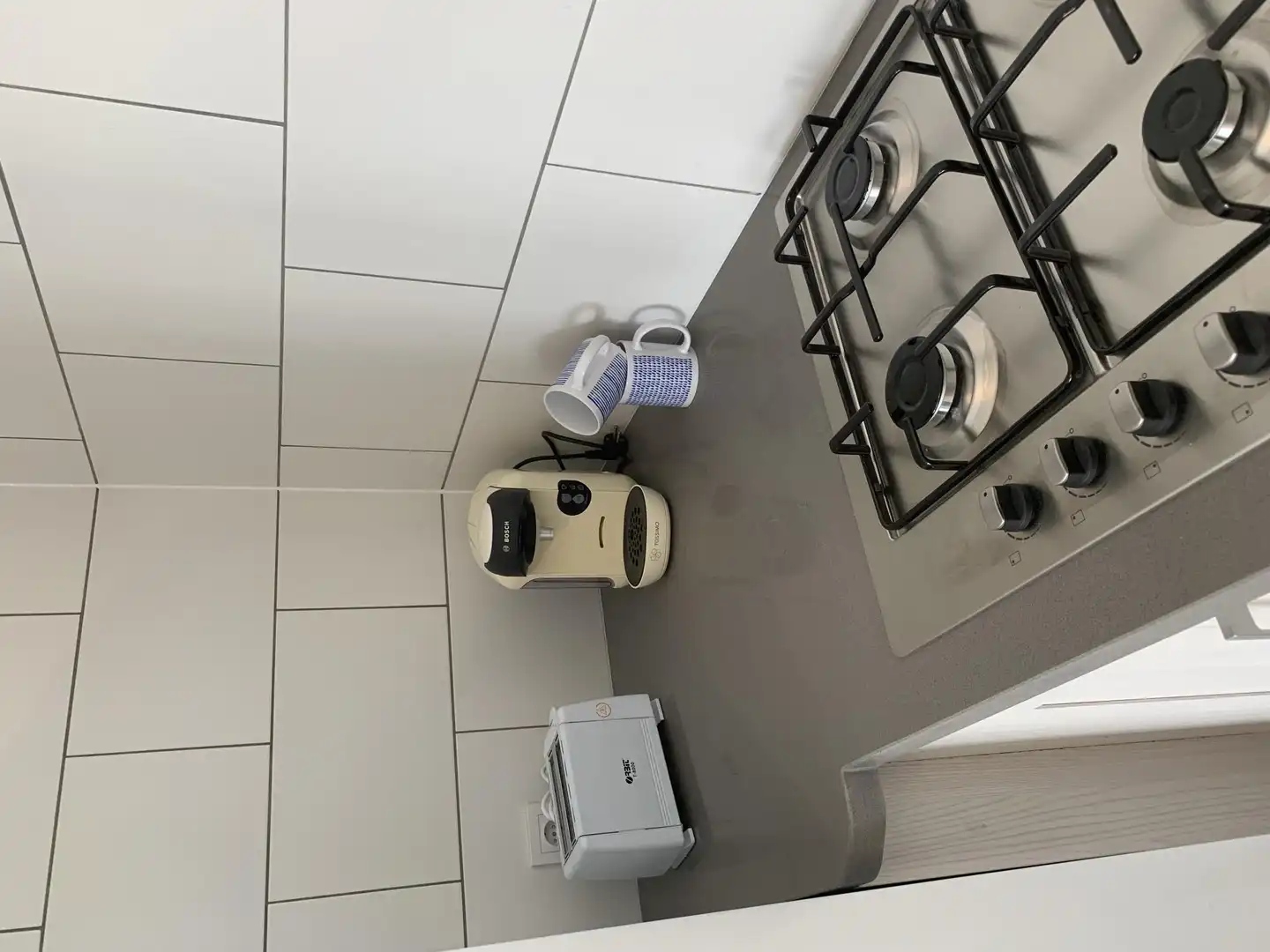 Wohnung zum Verkauf in Urbanización Punta Europa, 43b, Torreguadiaro - San Diego Küche von Wohnung zum Verkauf in Sotogrande mit Klimaanlage, Terrasse und Balkon
