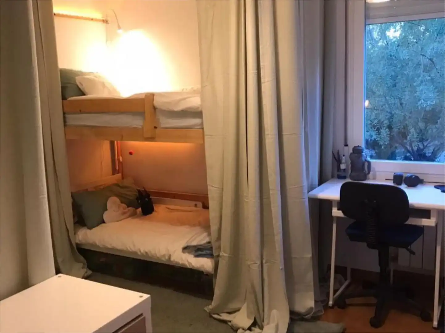 Dormitori de Casa o xalet en venda en El Escorial amb Terrassa, Piscina i Balcó