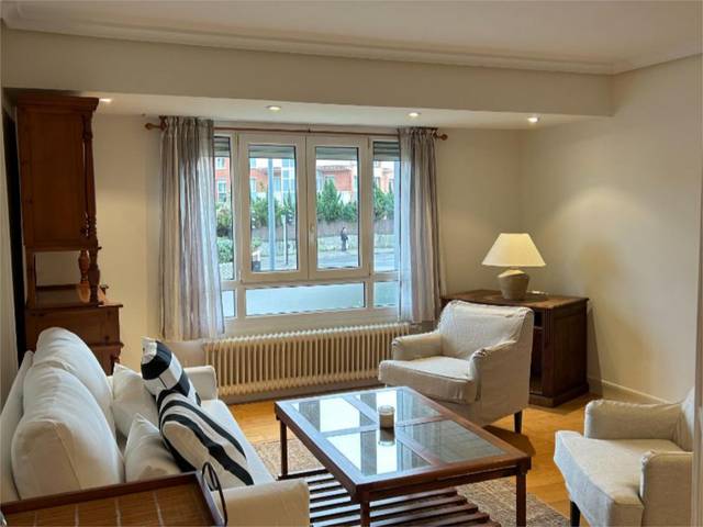 Piso en Venta en Calle Alto de Errondo, 80 en Aiete