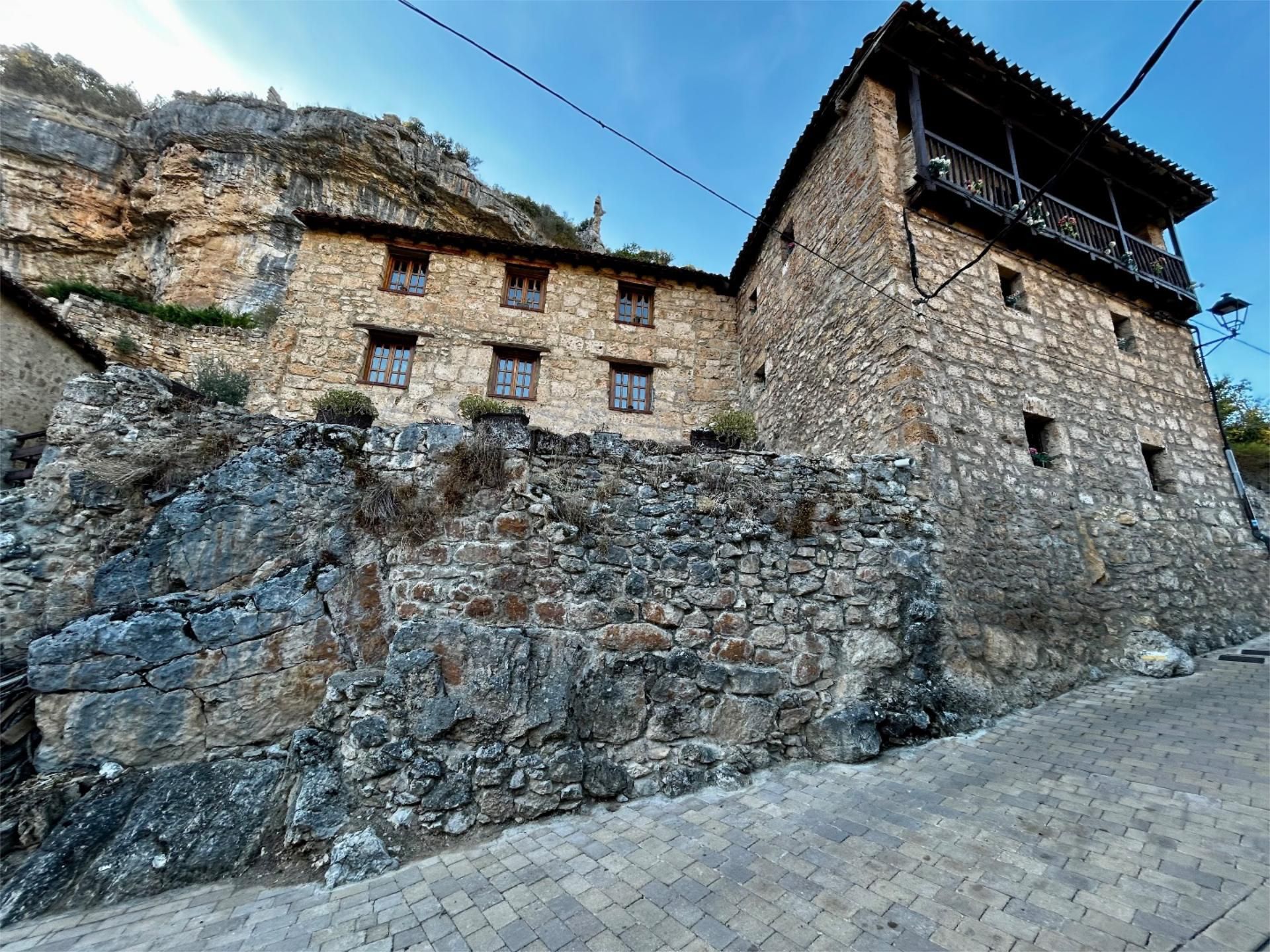 Vista exterior de Casa o xalet en venda en Valle de Sedano