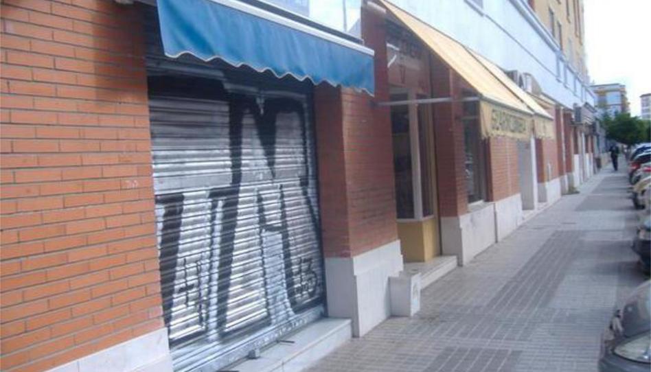 Photo 1 of Premises to rent in Doctor Barraquer - G. Renfe - Policlínico, Sevilla