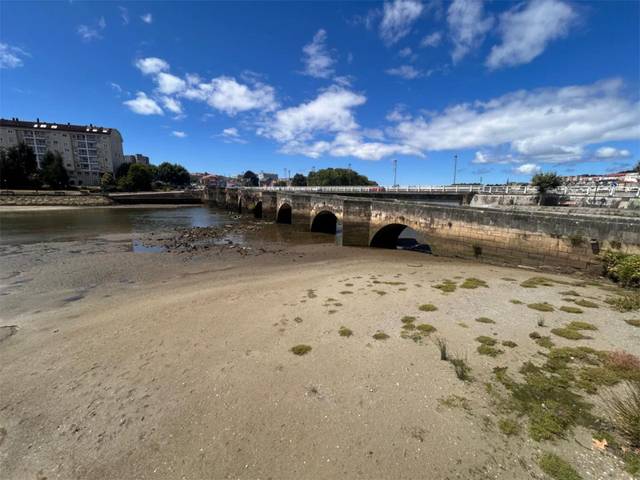 Piso en Alquiler en Praza Fernando Buesa, 1 en Cambre