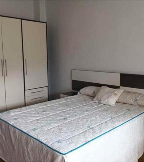 Piso de alquiler en Centro, Valladolid Capital - imagen 2 Foto 2 de Piso de alquiler en Centro, Valladolid Capital