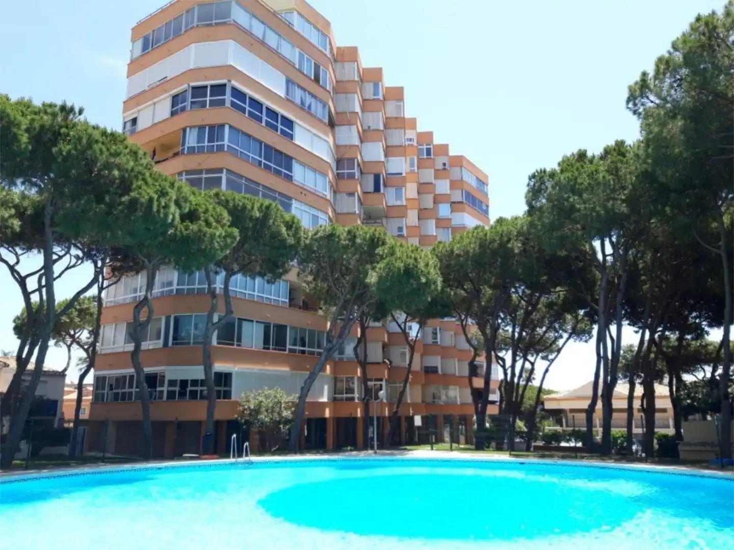 Estudio en venta en Calle Pinar de Calypso, 3, Calahonda Vista exterior de Estudio en venta en Mijas