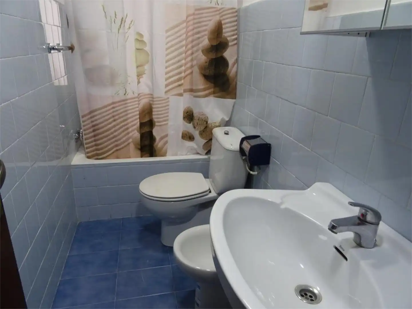 Piso en venta en Calle del Río Cinca, 47, La Almozara Baño de Piso en venta en Zaragoza Capital