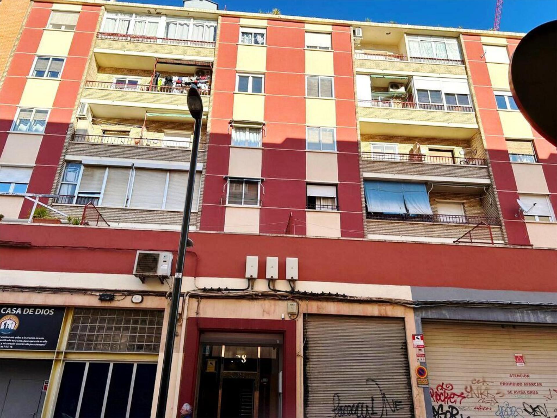 Vista exterior de Pis en venda en  Zaragoza Capital amb Terrassa