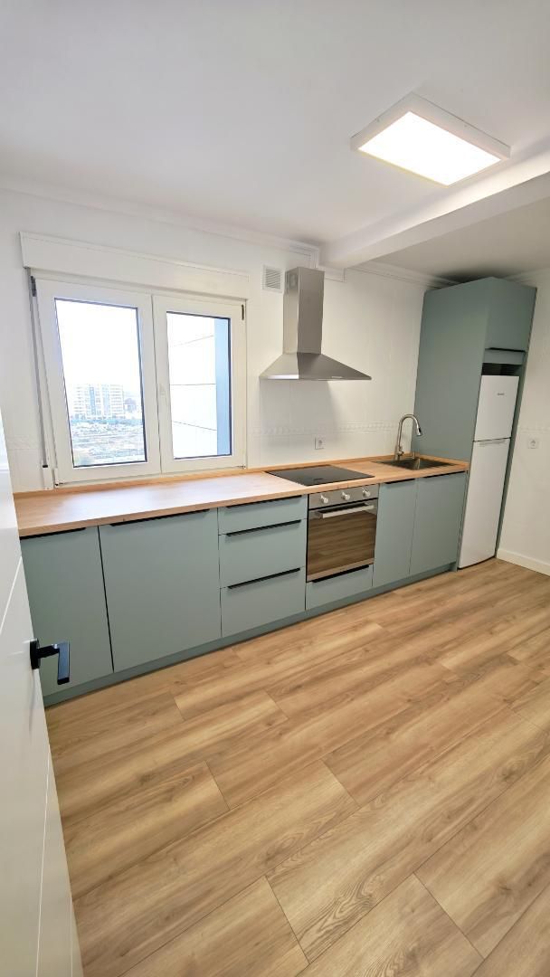 Flat for sale in Avenida de Portugal, 64, El Polígono Kitchen of Flat for sale in Gijón