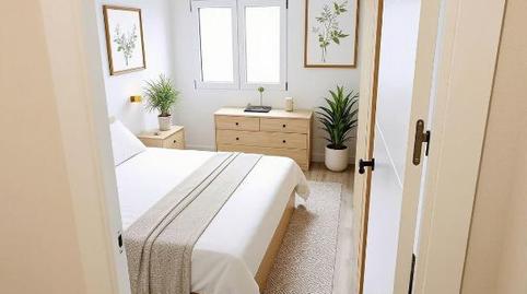 Foto 3 de Piso en venta en Avenida de Portugal, 64, El Polígono, Gijón