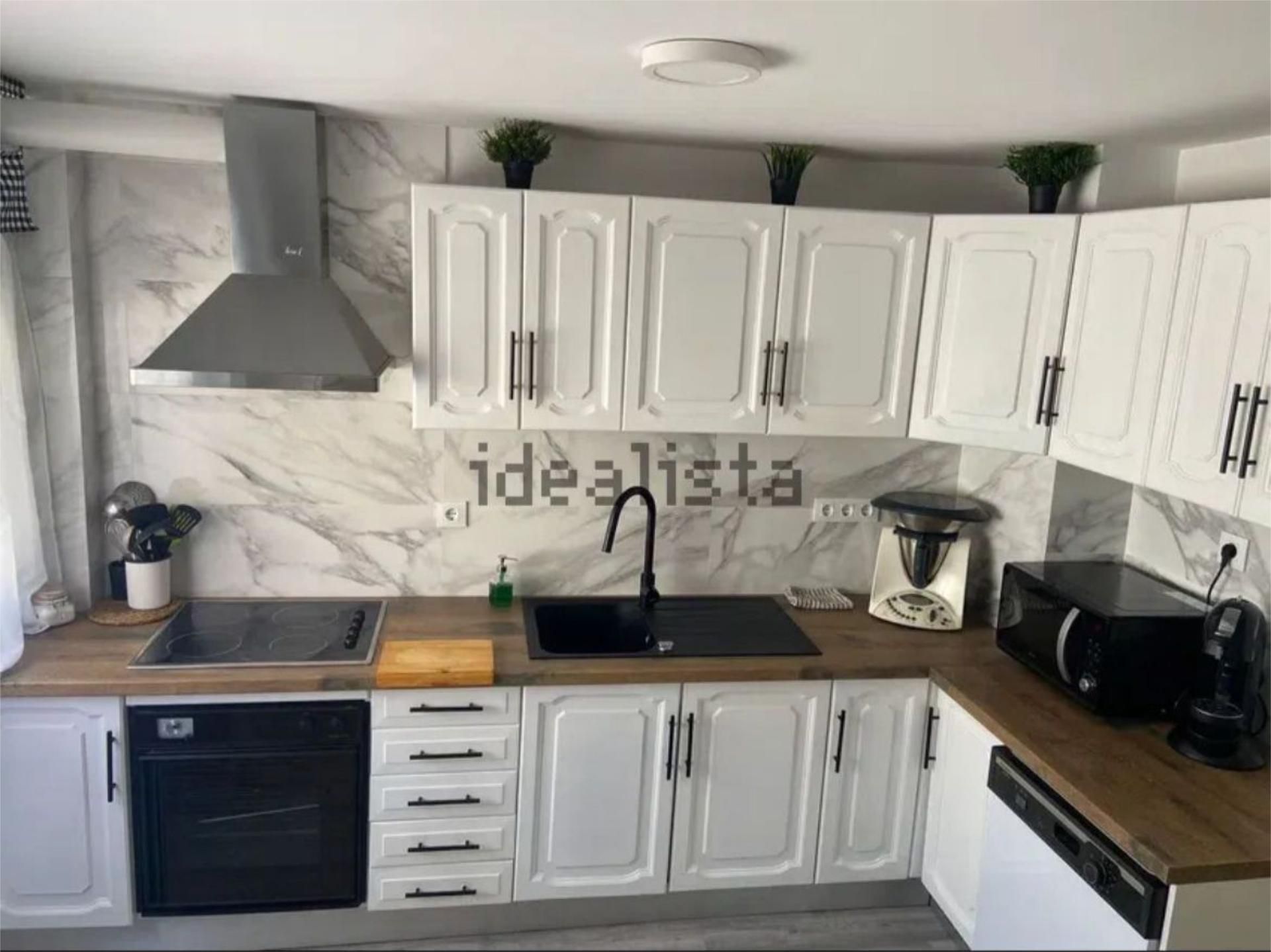 Kitchen of Flat for sale in La Rinconada  with Air Conditioner