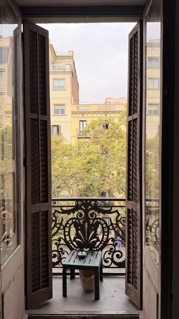 Exterior view of Flat to share in  Barcelona Capital  with Furnished and Balcony