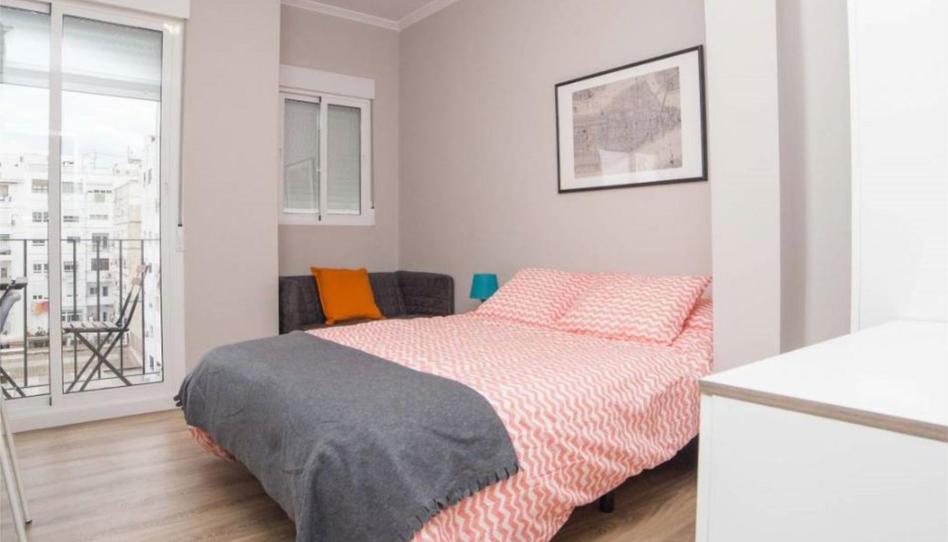 Attic to share in Carrer del Comte D'altea, 52, Gran Via, Valencia - image 1 Photo 1 of Attic to share in Carrer del Comte D'altea, 52, Gran Via, Valencia