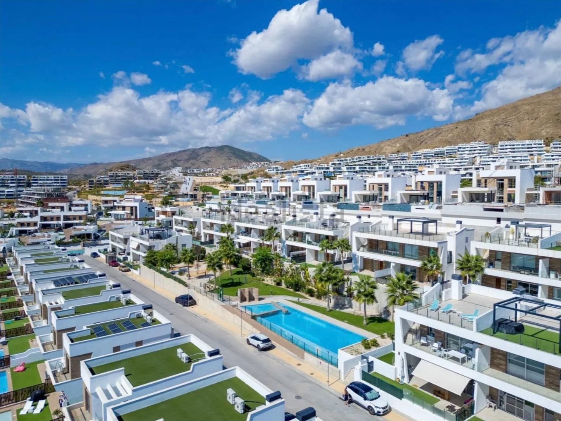 Exterior view of Planta baja for sale in Finestrat