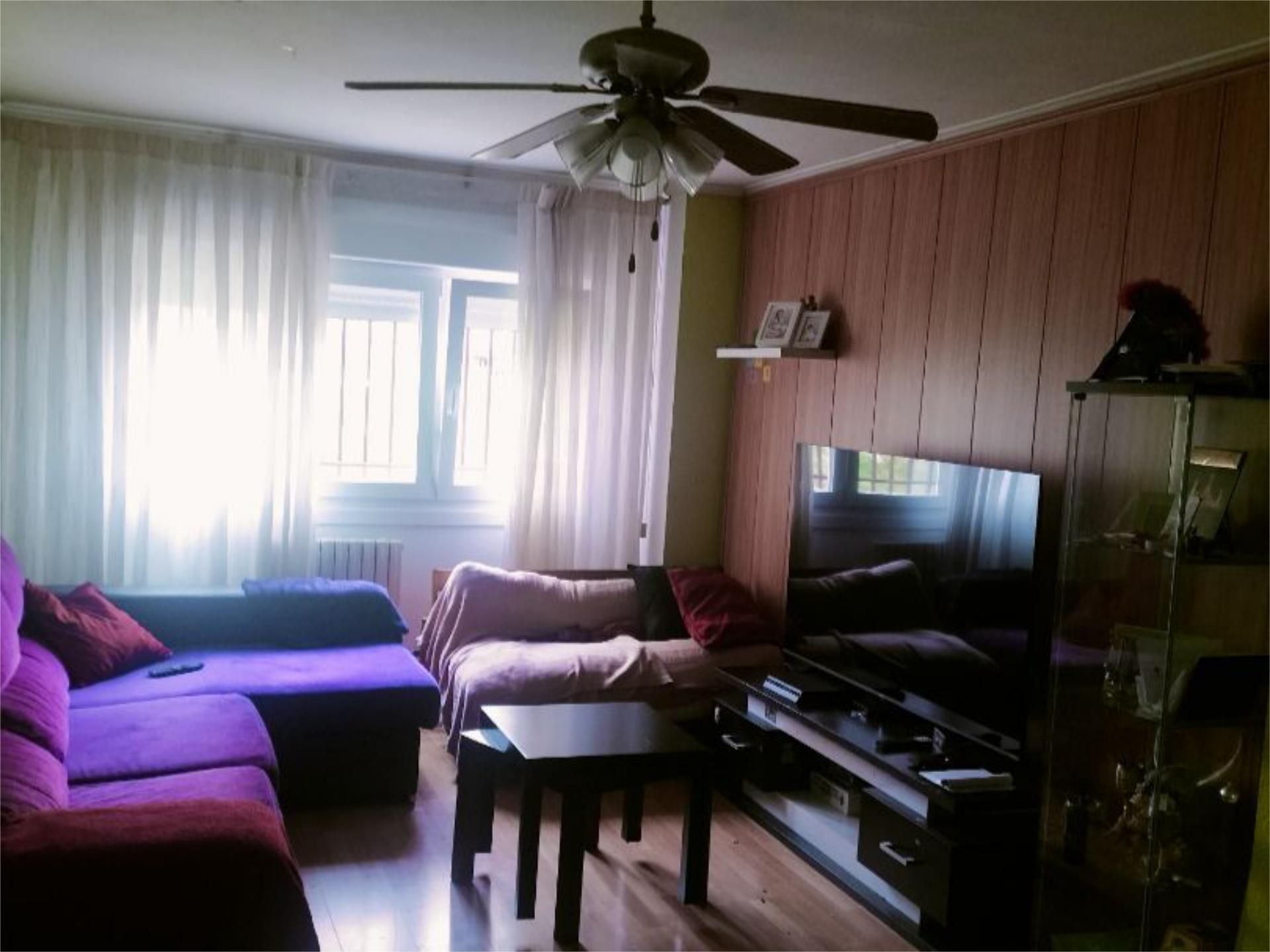 Sala d'estar de Pis en venda en  Zaragoza Capital amb Calefacció, Parquet i Terrassa