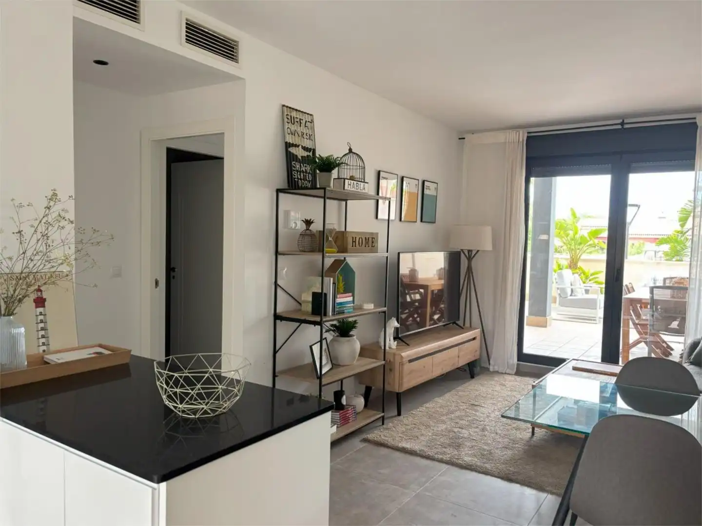 Apartament de lloguer a Carrer Mar Jónica, 1, El Palmar - Los Molinos Sala d'estar de Apartament de lloguer en Dénia amb Aire condicionat, Calefacció i Terrassa