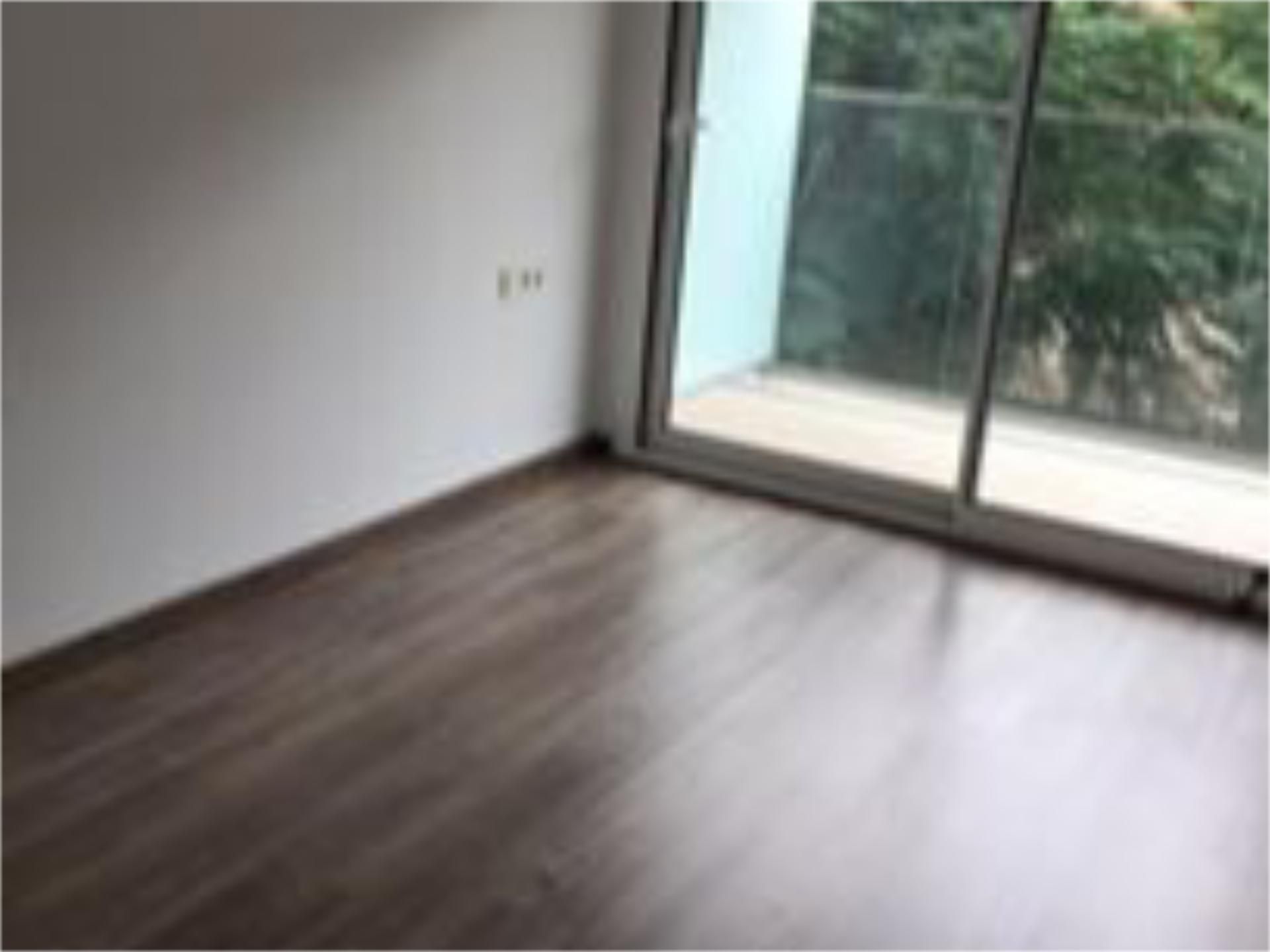 Dormitori de Pis de lloguer en Molins de Rei amb Aire condicionat, Calefacció i Parquet