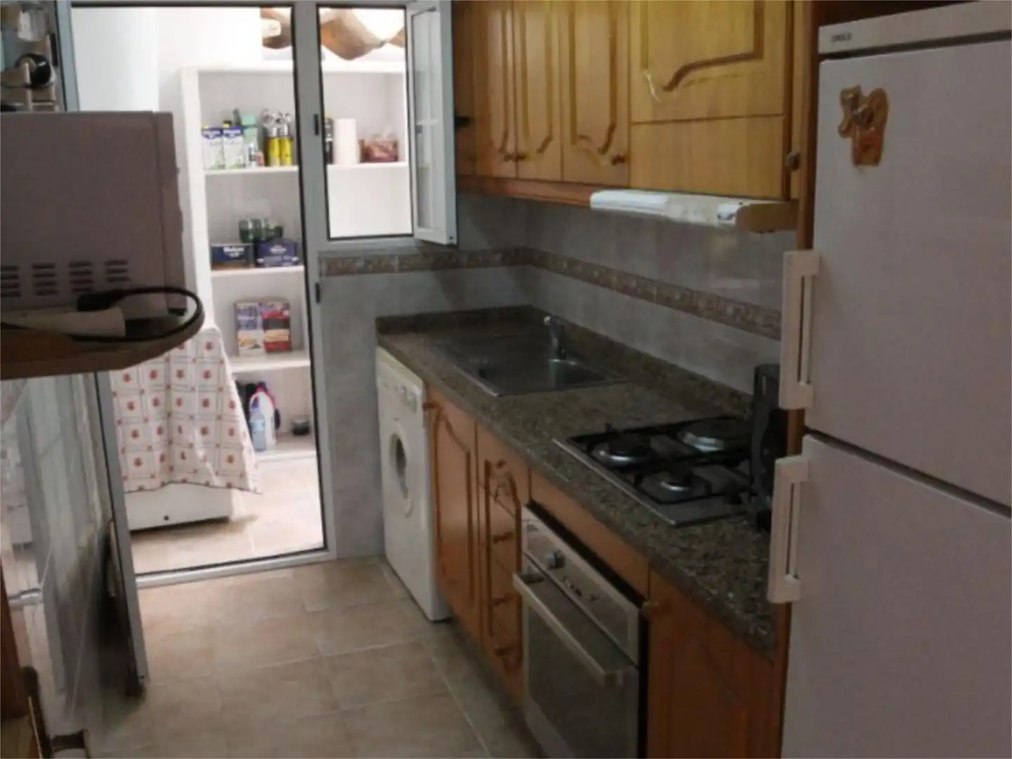 Piso de alquiler en Avinguda de Portugal, 95, Calas Santiago Bernabéu Cocina de Piso de alquiler en Santa Pola con Calefacción, Jardín privado y Terraza