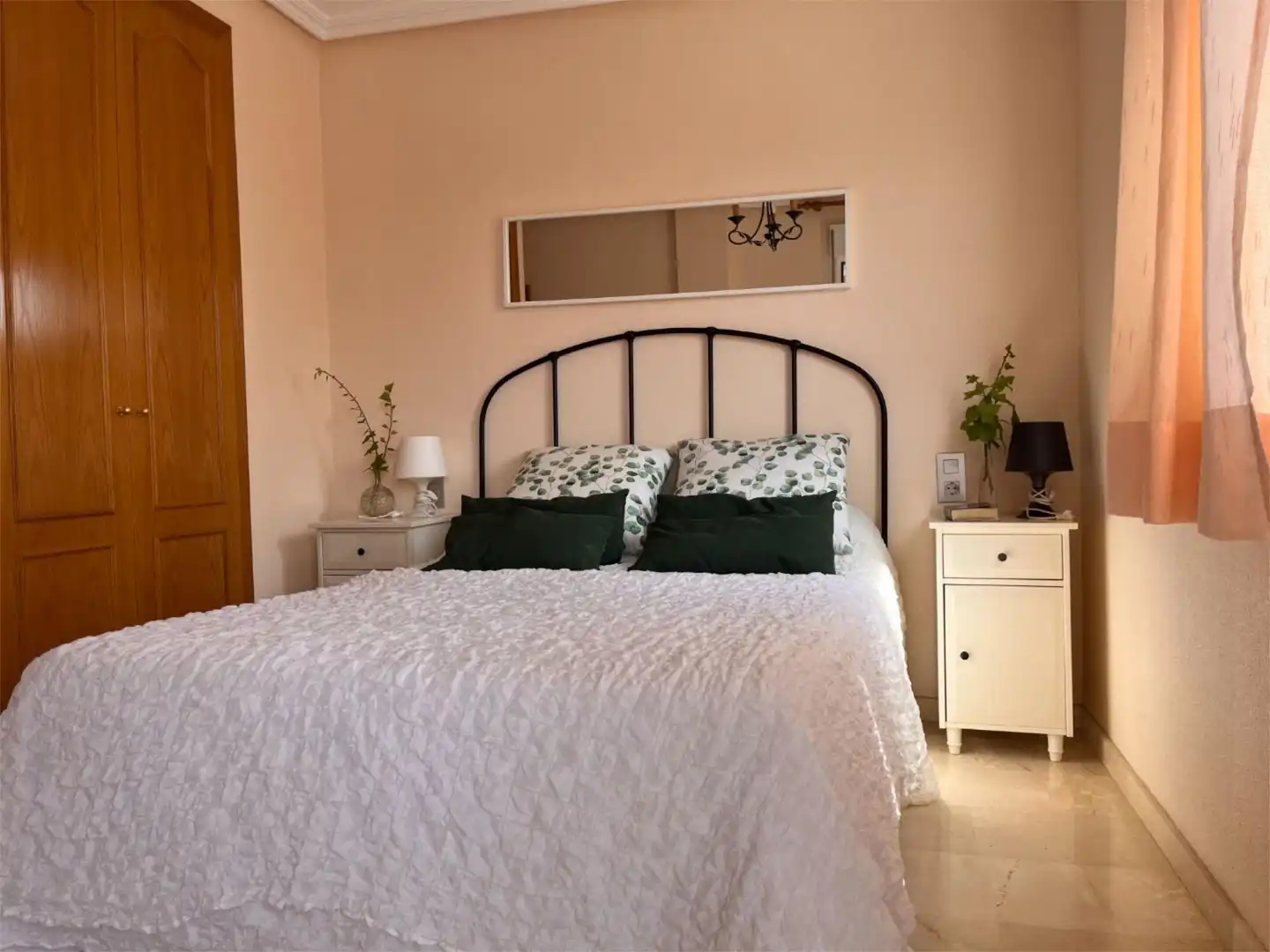 Piso de alquiler en Avinguda de Portugal, 95, Calas Santiago Bernabéu Habitación de Piso de alquiler en Santa Pola con Calefacción, Jardín privado y Terraza