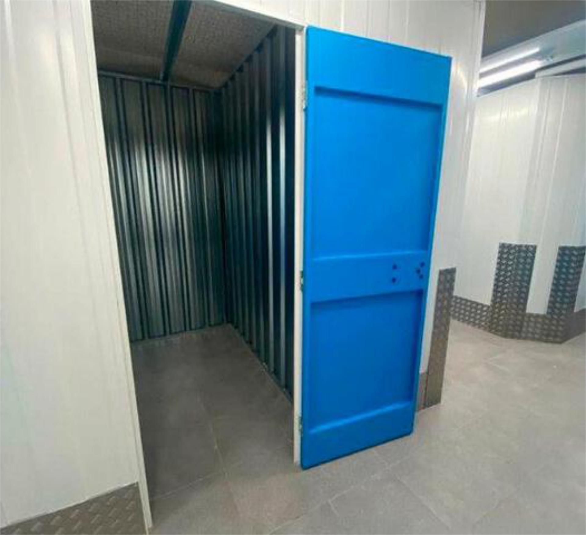 Box room to rent in Armilla