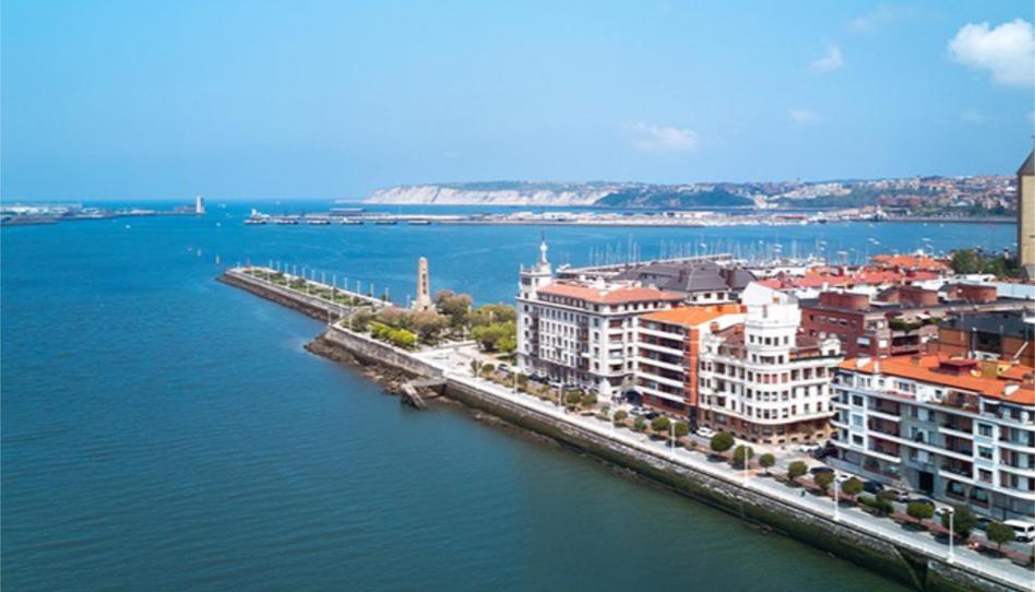 Piso en venta en Club Kalea, 1, Las Arenas, Bizkaia - imagen 1 Foto 1 de Piso en venta en Club Kalea, 1, Las Arenas, Bizkaia