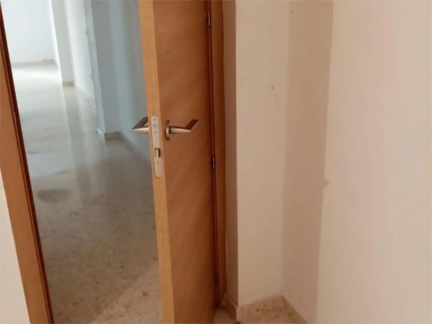 Flat for sale in Sevilla  with Air Conditioner and Balcony