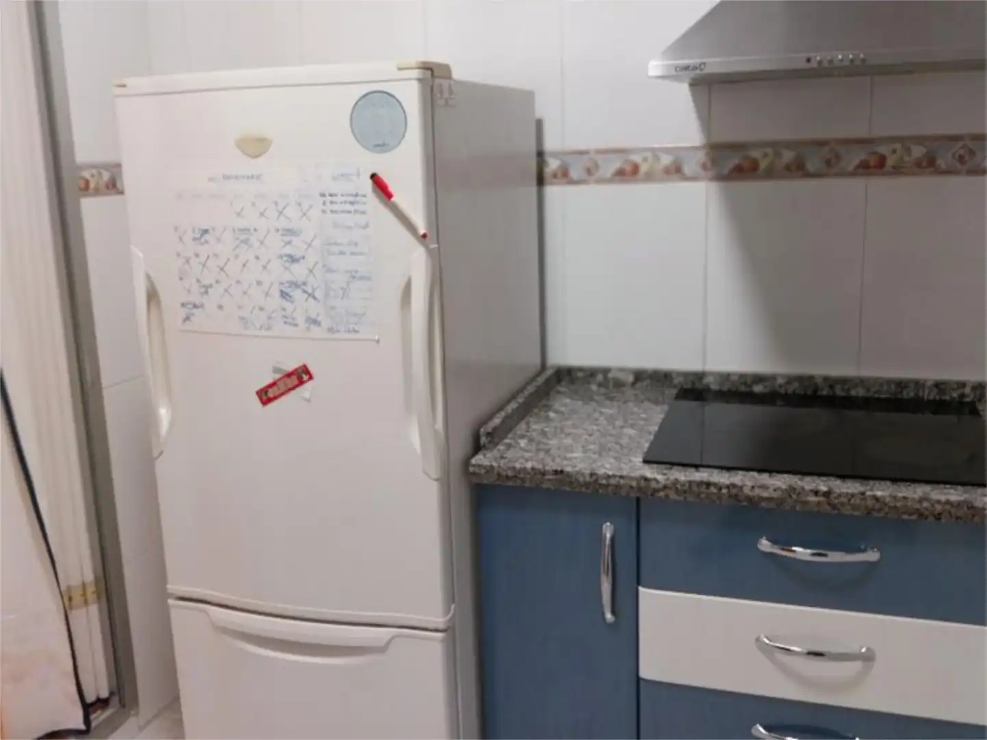 Kitchen of Flat for sale in Sevilla  with Air Conditioner and Balcony
