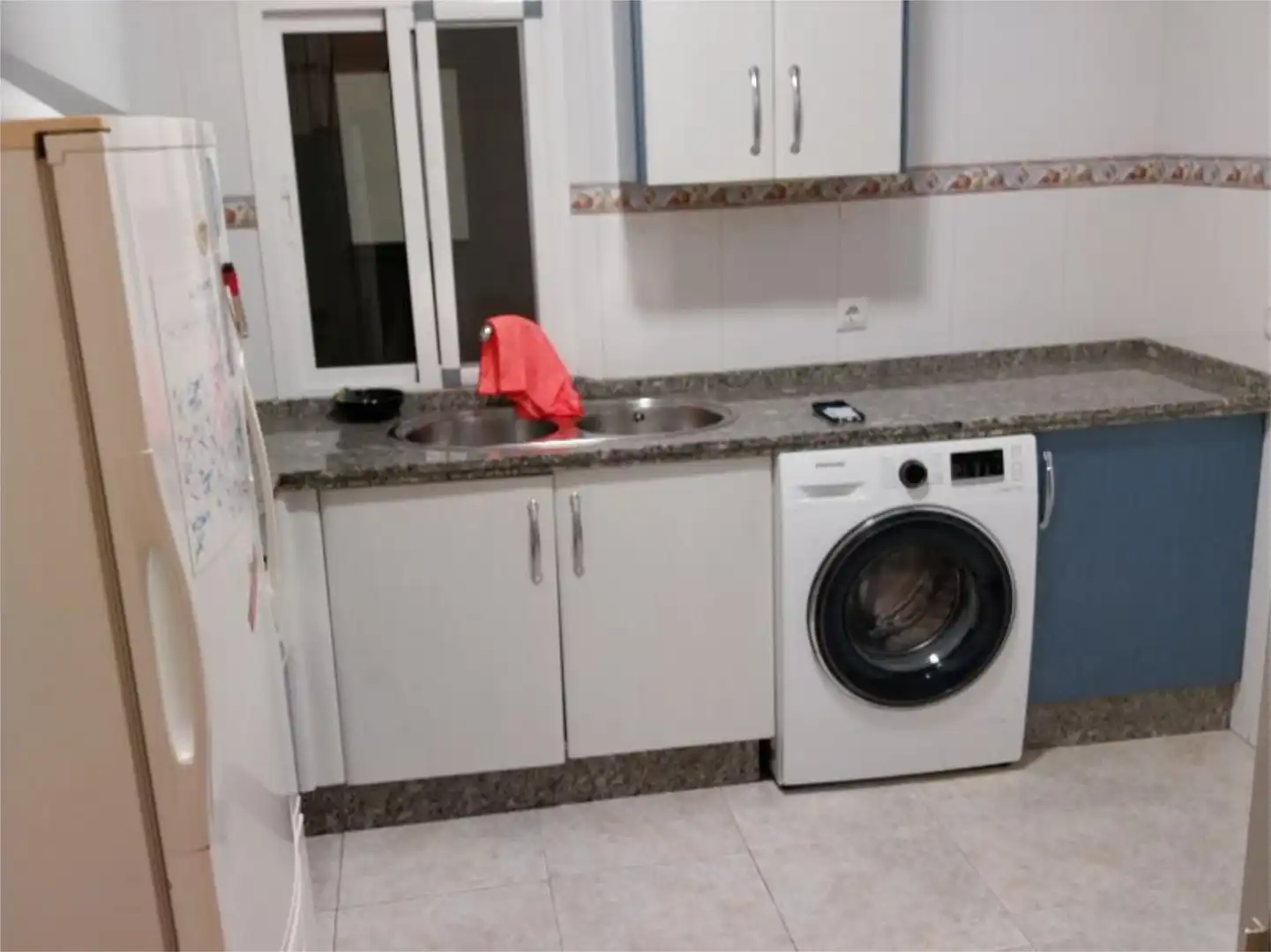 Kitchen of Flat for sale in Sevilla  with Air Conditioner and Balcony