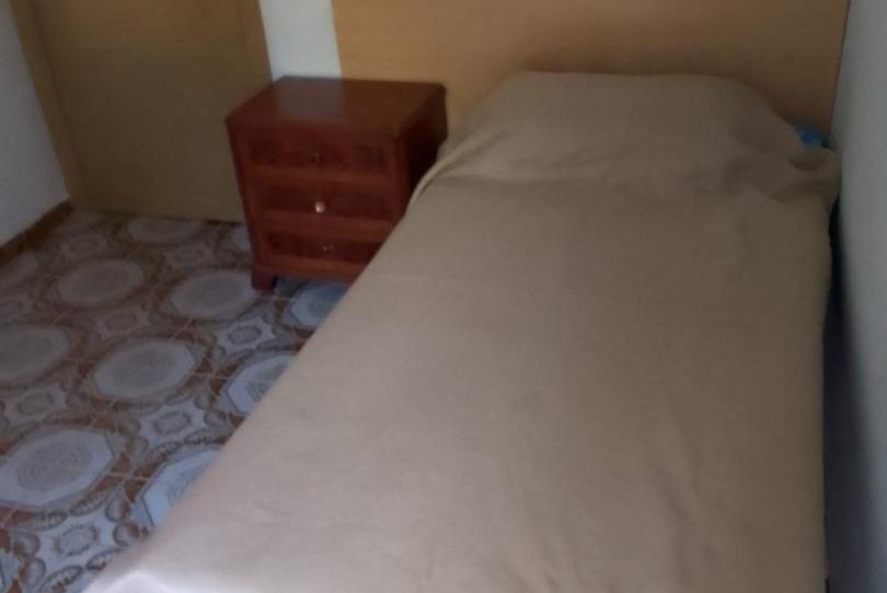 Flat to share in Avenida Granada, 3, Sector Sur, Córdoba - image 1 Photo 1 of Flat to share in Avenida Granada, 3, Sector Sur, Córdoba